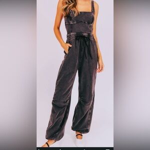 FP Movement by Free People Black Jogger Romper- worn 1x - EXCELLENT condition 🔥